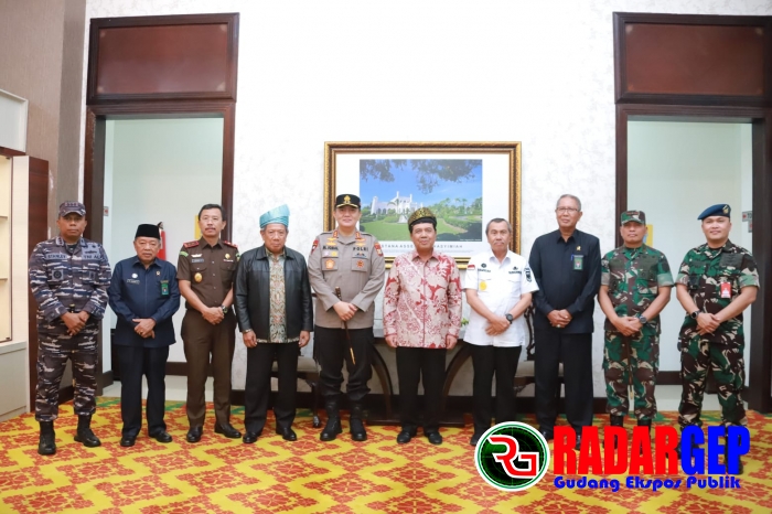 Kepala Kejati Riau Hadiri Penyambutan Kunjungan Kerja Ketua Mahkamah Agung RI